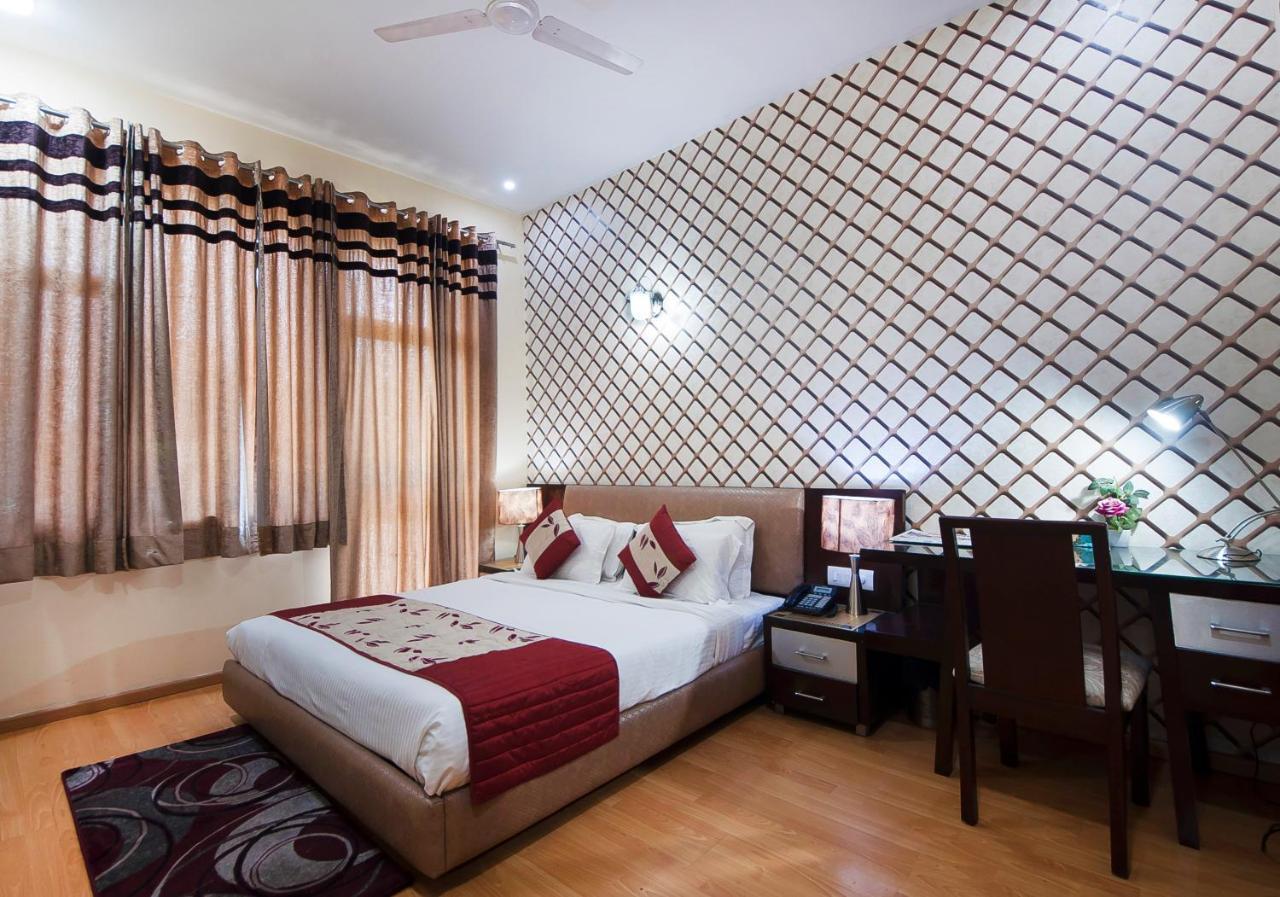 Imperial Apartment Fortis Gurgaon Exterior foto
